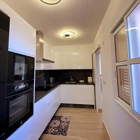 Casa vacanze Spacious 500 M From The Sea! Playa Del Duque Costa Adeje (Tenerife)