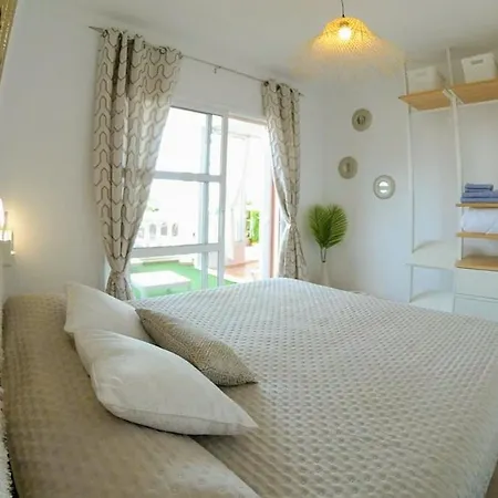 Spacious 500 M From The Sea! Playa Del Duque