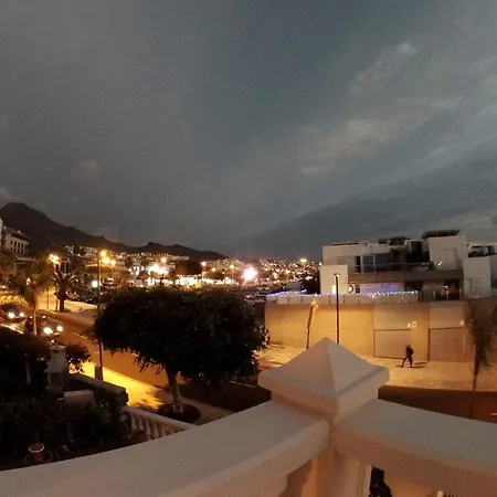 Spacious 500 M From The Sea! Playa Del Duque Hébergement de vacances Costa Adeje (Tenerife)