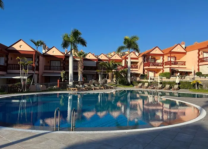 Holiday home Spacious 500 M From The Sea! Playa Del Duque *