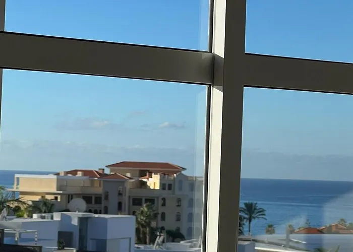 Spacious 500 M From The Sea! Playa Del Duque 아데제