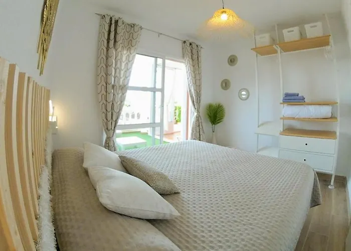 Spacious 500 M From The Sea! Playa Del Duque