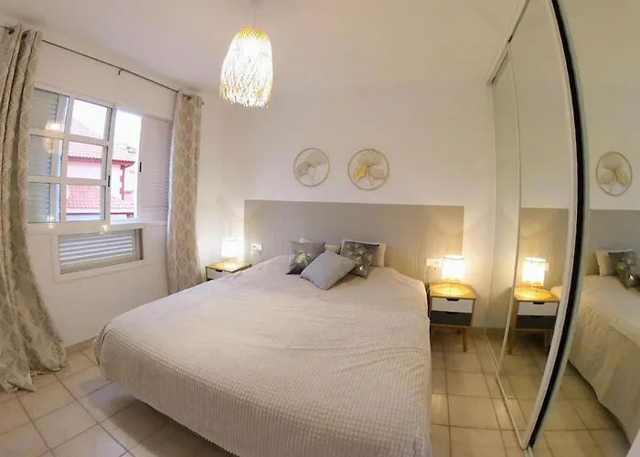 Spacious 500 M From The Sea! Playa Del Duque * 아데제