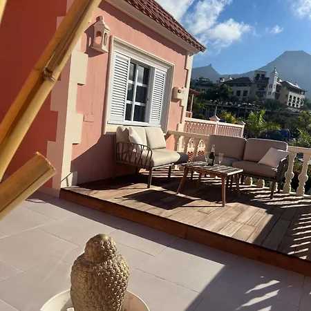 Spacious 500 M From The Sea! Playa Del Duque בית נופש