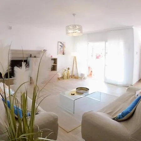 別荘 Spacious 500 M From The Sea! Playa Del Duque