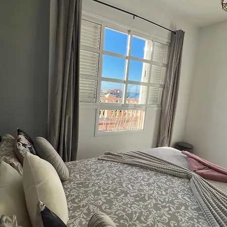 בית נופש Spacious 500 M From The Sea! Playa Del Duque