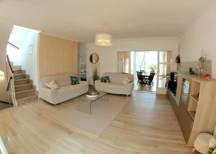 Spacious 500 M From The Sea! Playa Del Duque Casa de Férias Costa Adeje (Tenerife)