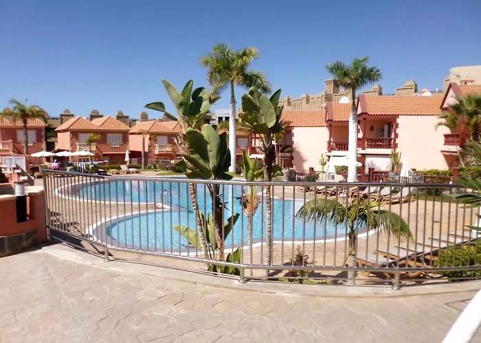 Casa de Férias Spacious 500 M From The Sea! Playa Del Duque *