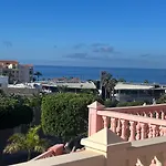 Spacious 500 M From The Sea! Playa Del Duque 度假居