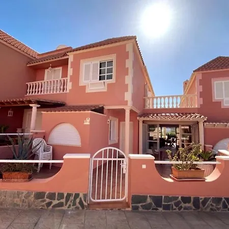 Spacious 500 M From The Sea! Playa Del Duque 阿德耶